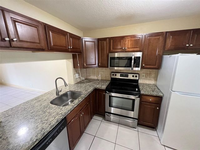 1240 S Military Trail 1121, Deerfield Beach, FL 33442