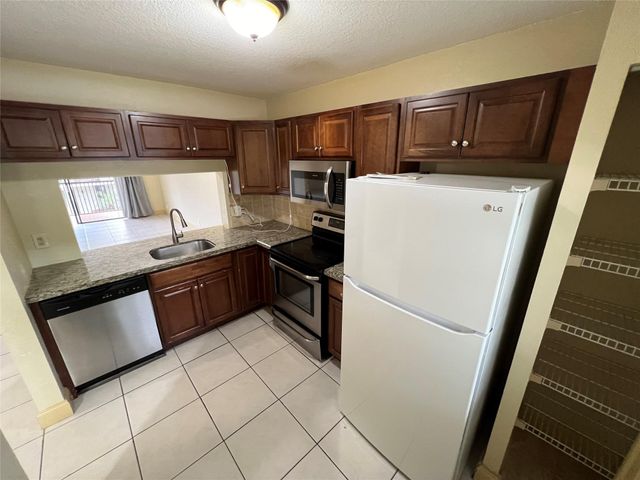 1240 S Military Trail 1121, Deerfield Beach, FL 33442
