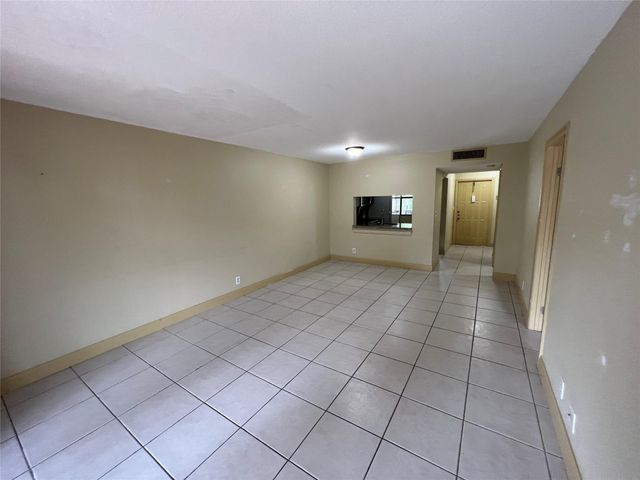 1240 S Military Trail 1121, Deerfield Beach, FL 33442