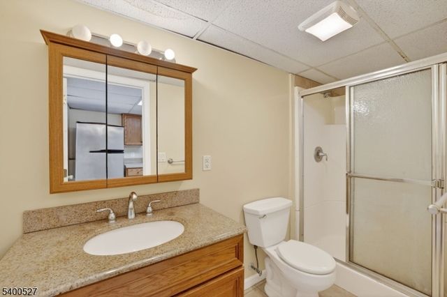 30 Tanglewood Dr, Vernon Twp., NJ 07422