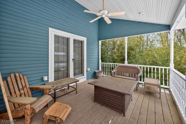 30 Tanglewood Dr, Vernon Twp., NJ 07422