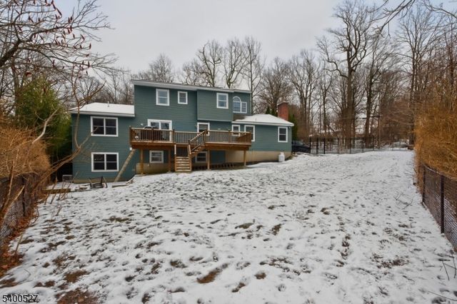 30 Tanglewood Dr, Vernon Twp., NJ 07422