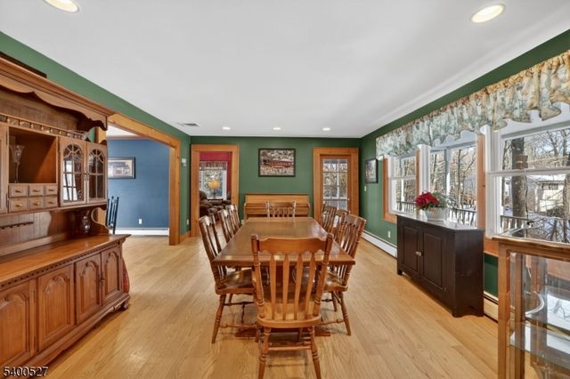 30 Tanglewood Dr, Vernon Twp., NJ 07422