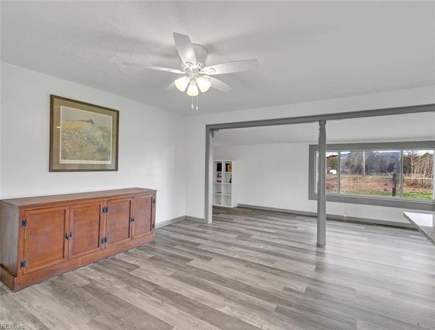 3557 Enos RD, Gloucester, VA 23061