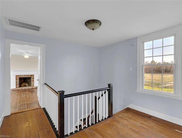 3557 Enos RD, Gloucester, VA 23061