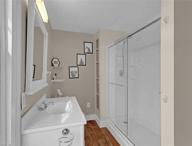 3557 Enos RD, Gloucester, VA 23061