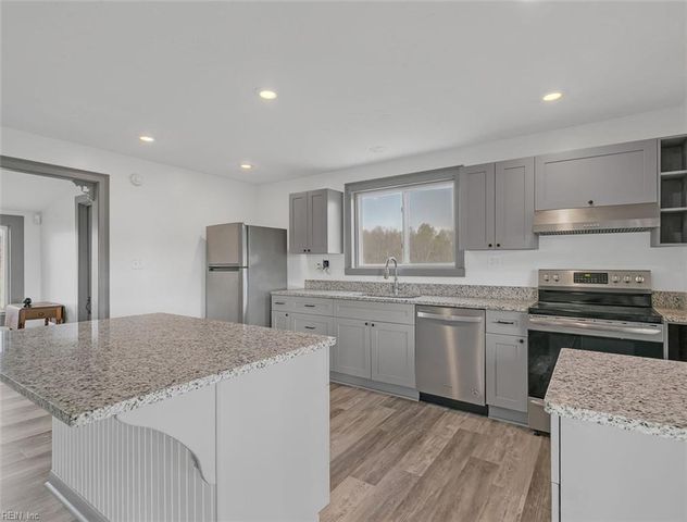 3557 Enos RD, Gloucester, VA 23061
