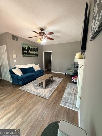 74 Willow Dell Drive, Senoia, GA 30276