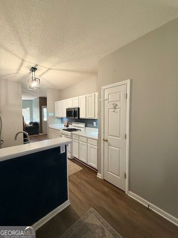 74 Willow Dell Drive, Senoia, GA 30276