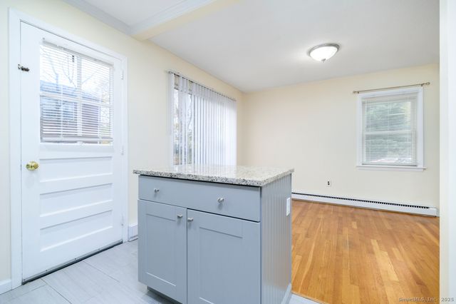 922 Shippan Avenue 1, Stamford, CT 06902