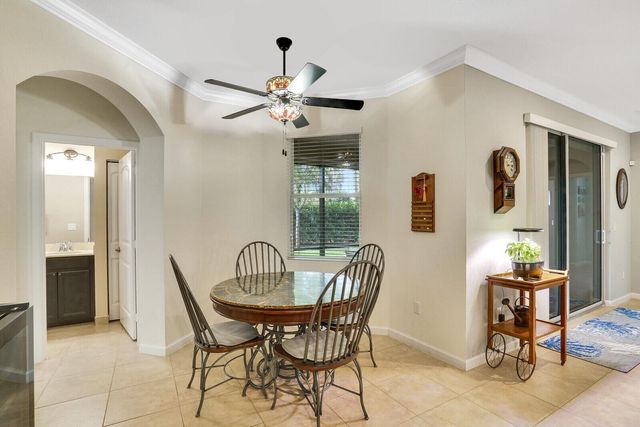 9328 Silent Oak Circle, West Palm Beach, FL 33411