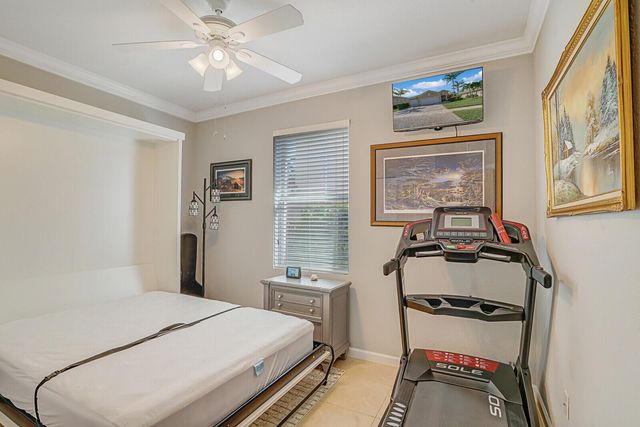 9328 Silent Oak Circle, West Palm Beach, FL 33411