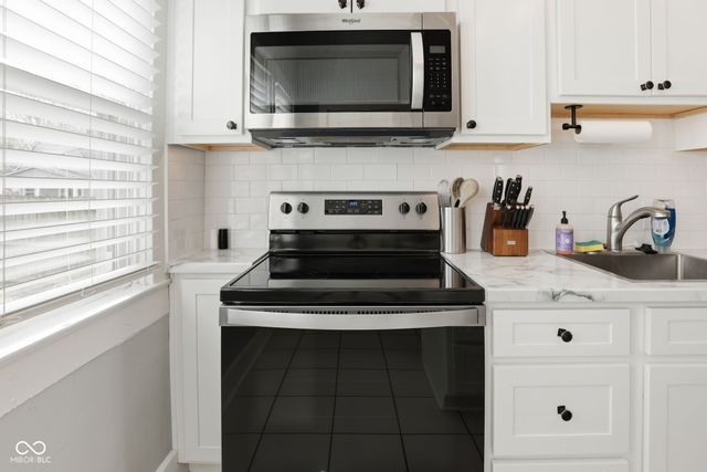 945 Tecumseh Street, Indianapolis, IN 46201