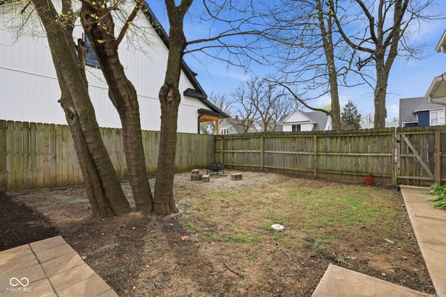 945 Tecumseh Street, Indianapolis, IN 46201