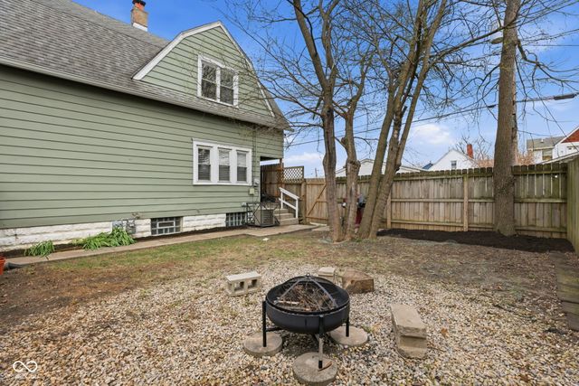 945 Tecumseh Street, Indianapolis, IN 46201