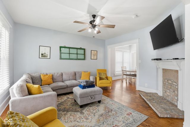 945 Tecumseh Street, Indianapolis, IN 46201