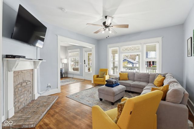 945 Tecumseh Street, Indianapolis, IN 46201