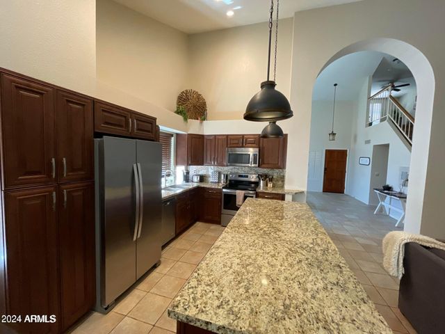 2322 E MILLBRAE Court, Gilbert, AZ 85234