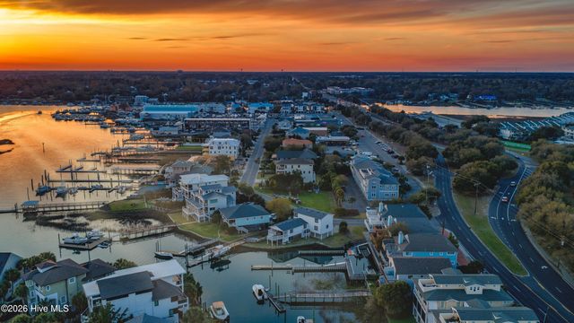 304 S Causeway Drive Unit A, Wrightsville Beach, NC 28480