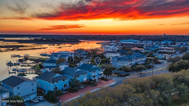 304 S Causeway Drive Unit A, Wrightsville Beach, NC 28480