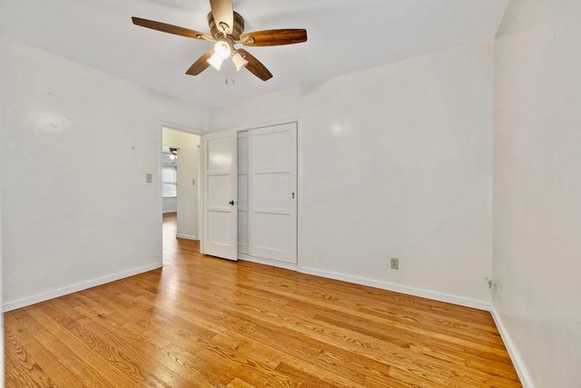 807 W Grove Avenue, Visalia, CA 93291