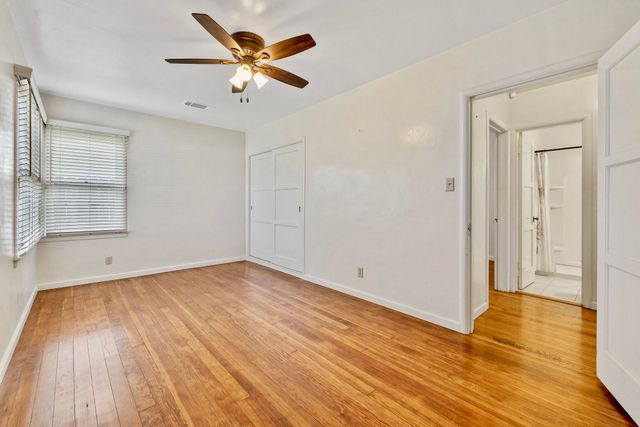 807 W Grove Avenue, Visalia, CA 93291