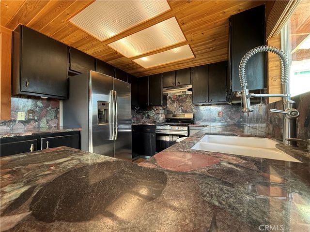 10219 North Star Trail, Morongo Valley, CA 92256