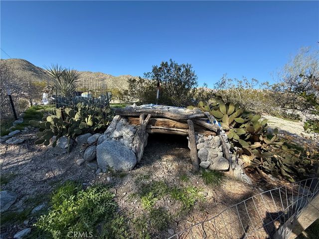 10219 North Star Trail, Morongo Valley, CA 92256