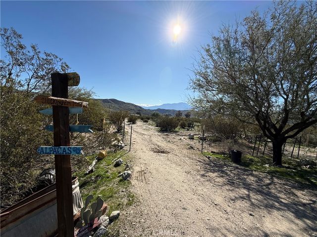 10219 North Star Trail, Morongo Valley, CA 92256