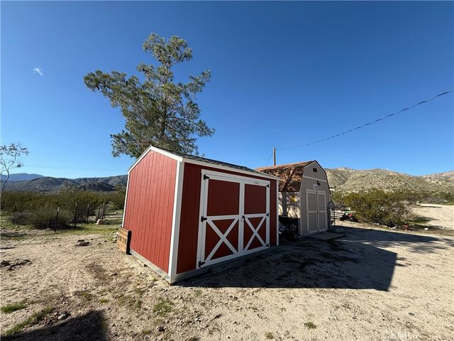10219 North Star Trail, Morongo Valley, CA 92256