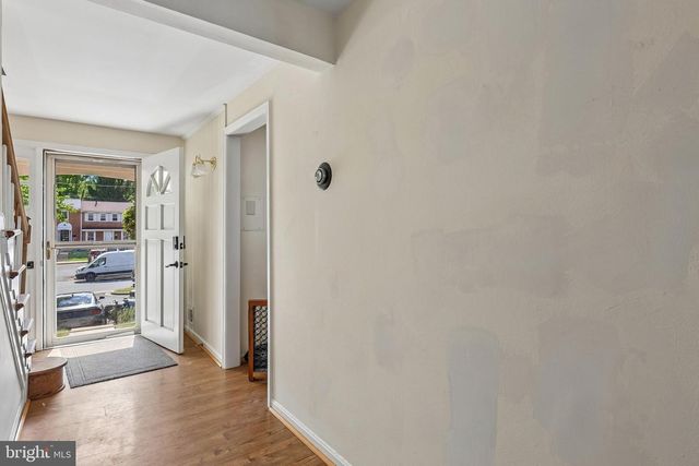 8227 MCCLELLAND, Alexandria, VA 22309