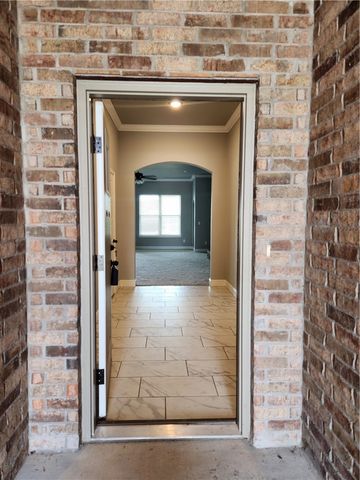 2235 Hay Meadow Street, Springdale, AR 72762