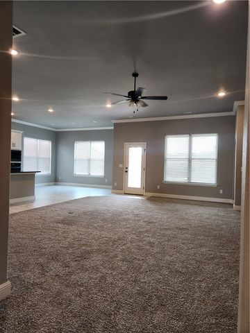 2235 Hay Meadow Street, Springdale, AR 72762