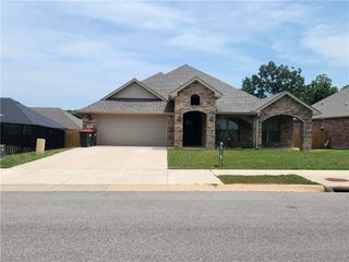 2235 Hay Meadow Street, Springdale, AR 72762