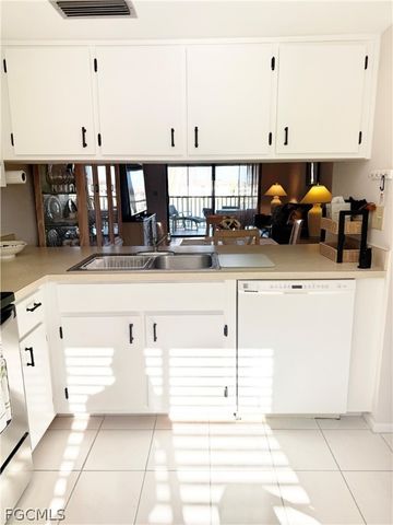 11220 Caravel CIR 304, Fort Myers, FL 33908