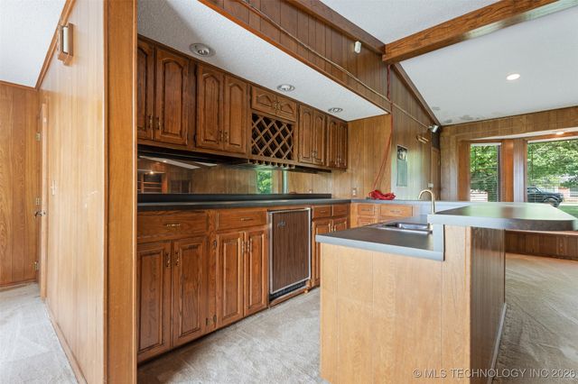 1561 E Country Club Drive, Vinita, OK 74301