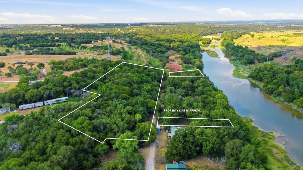 8704 Frontier Court, Granbury, TX 76048 — photo 4