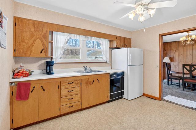 202 Cardinal Road, Forsyth, MO 65653