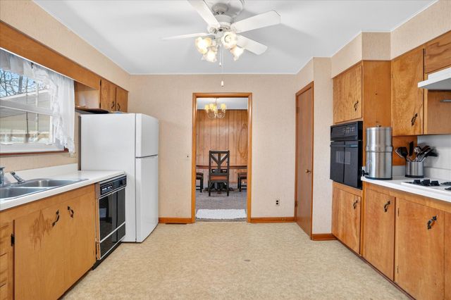 202 Cardinal Road, Forsyth, MO 65653