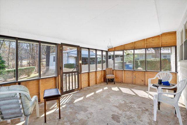 202 Cardinal Road, Forsyth, MO 65653