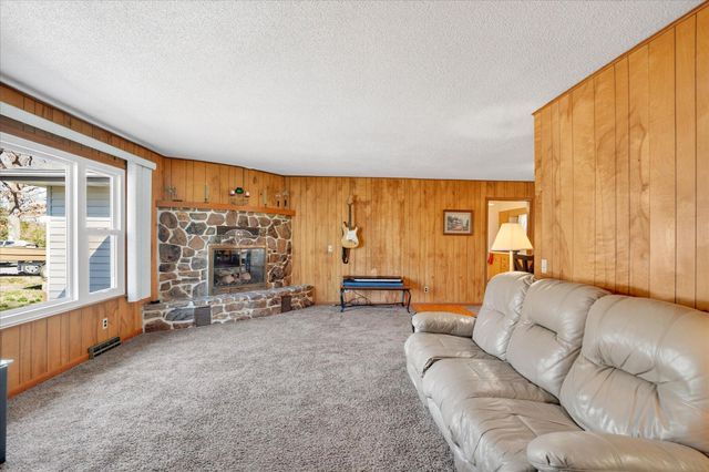 202 Cardinal Road, Forsyth, MO 65653