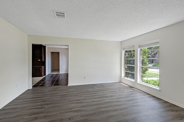 2326 Turtle Creek Drive, Missouri City, TX 77459