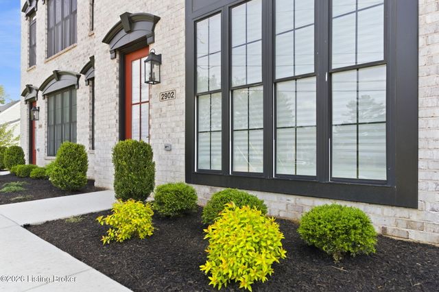 2902 Megan Thompson Way, Louisville, KY 40220