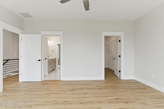 2902 Megan Thompson Way, Louisville, KY 40220