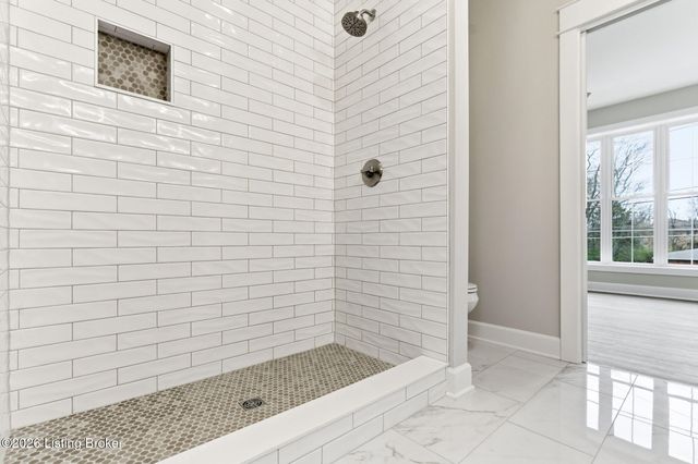 2902 Megan Thompson Way, Louisville, KY 40220