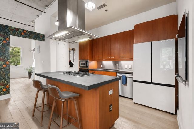 206 11th Street NE 402, Atlanta, GA 30309