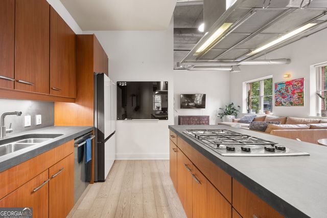 206 11th Street NE 402, Atlanta, GA 30309