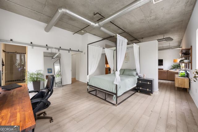 206 11th Street NE 402, Atlanta, GA 30309