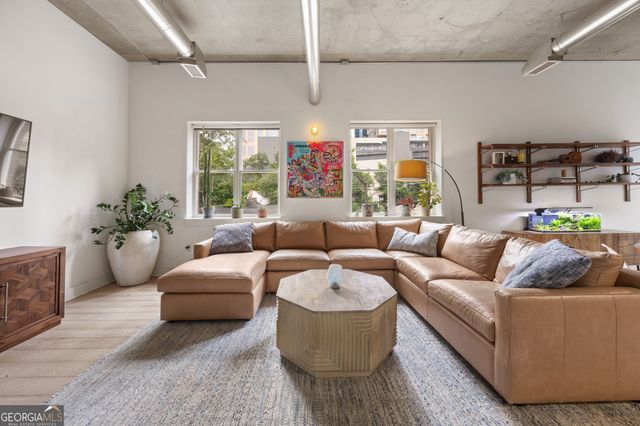 206 11th Street NE 402, Atlanta, GA 30309