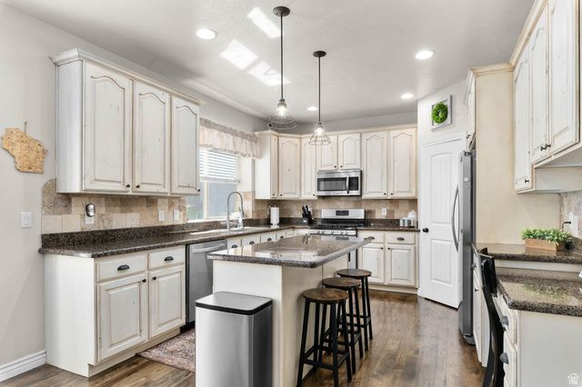 3983 W IRONWOOD DR, Cedar Hills, UT 84062